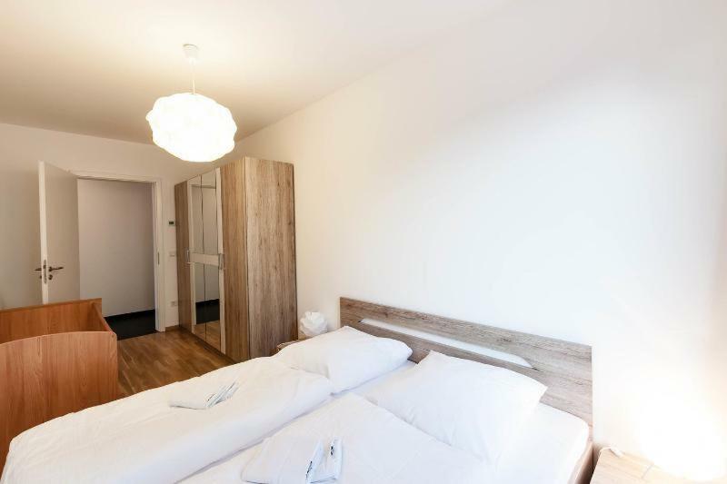 Ferienwohnung Niederschoenhausen برلين المظهر الخارجي الصورة