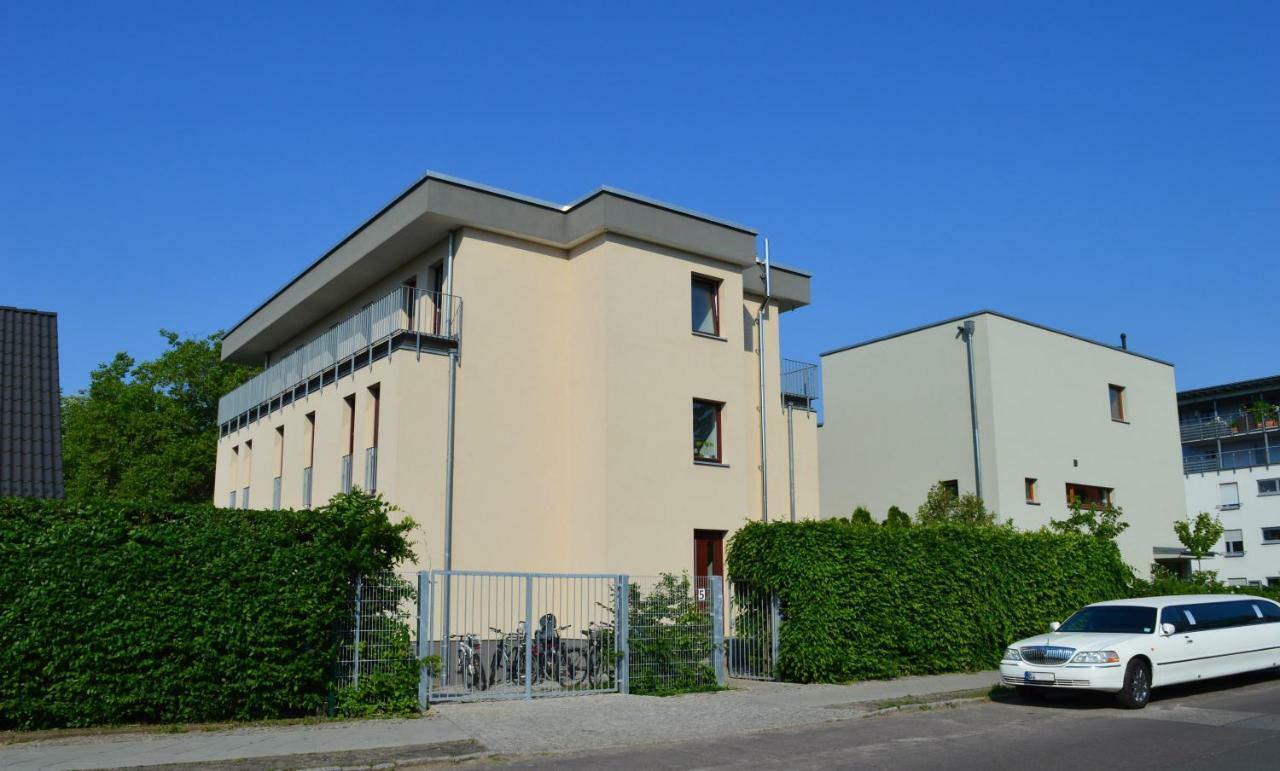 Ferienwohnung Niederschoenhausen برلين المظهر الخارجي الصورة